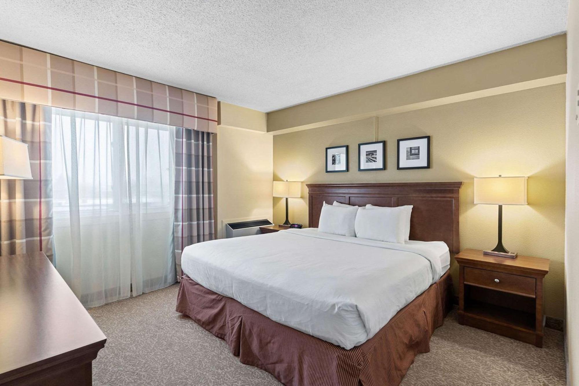 Country Inn & Suites By Radisson, Saskatoon, Sk Luaran gambar